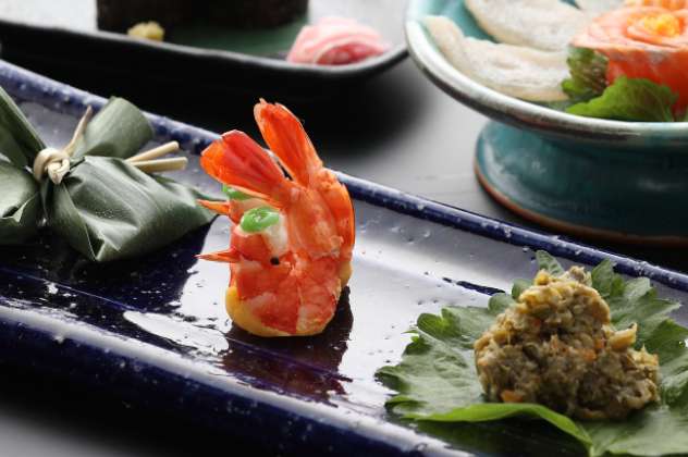 四万の山の恵み　山菜料理の画像