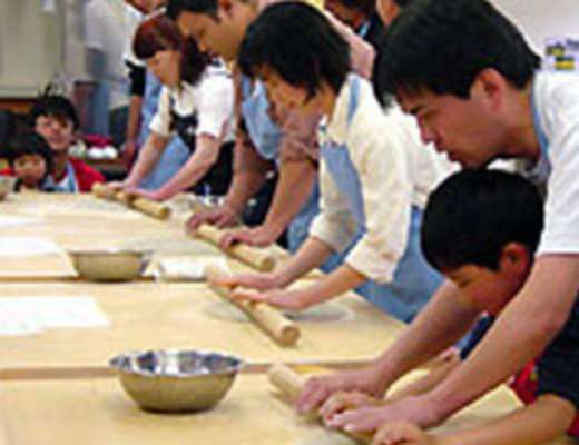 そばうち体験「たけやま館」の画像